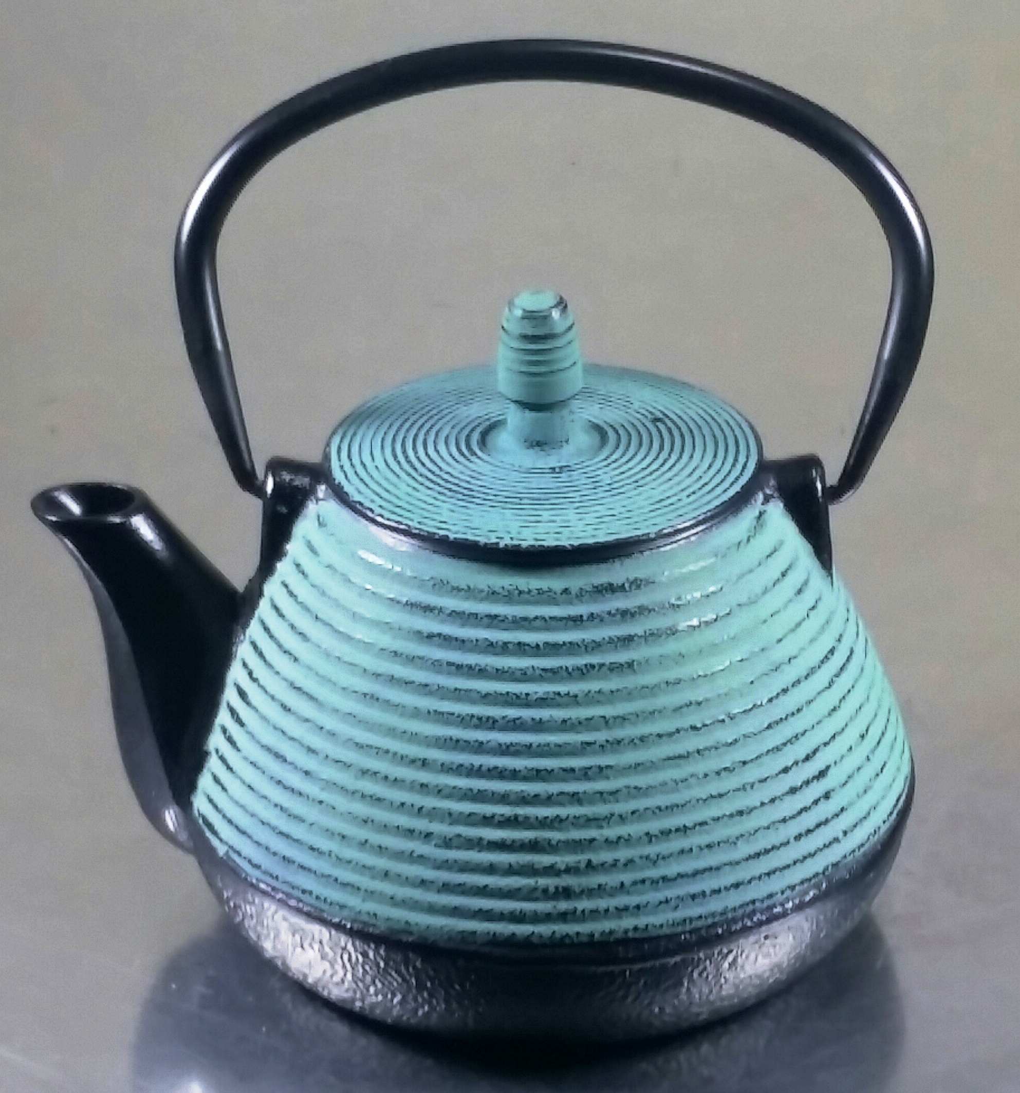 Cast Iron Teapot - Rock Green & Black - Coffee and Tea Lovers